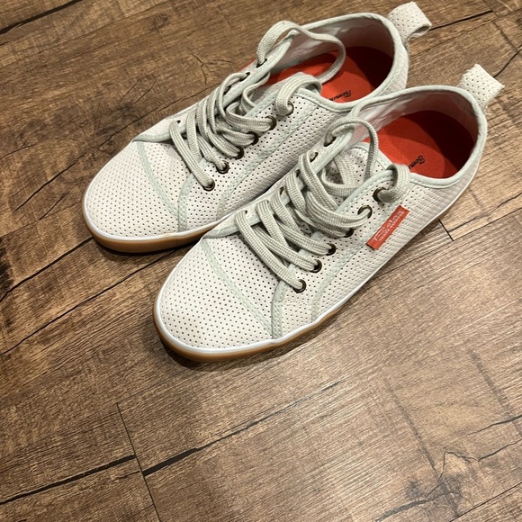 Tommy bahama suede lace-up shoes - Picture 7 of 14